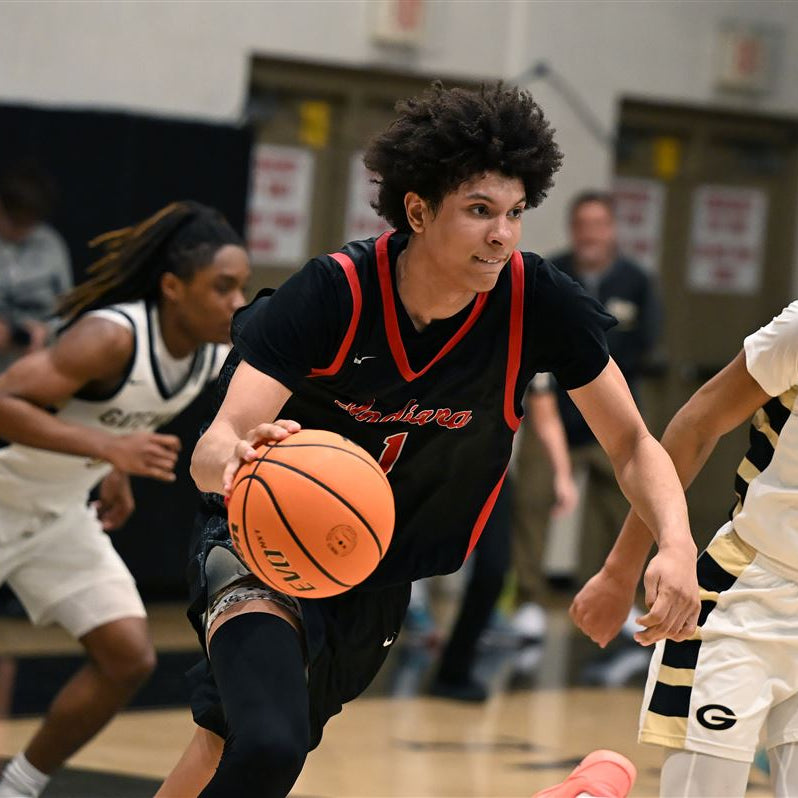 Marcus Taylor, 17 |<em> </em>Varsity PG, Texas